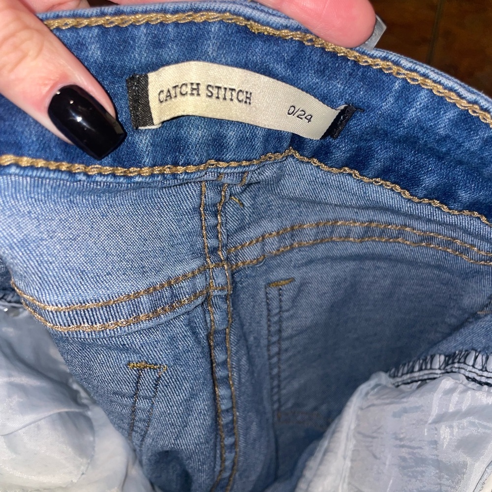 Distressed Blue Jeans - Picture 3 of 3